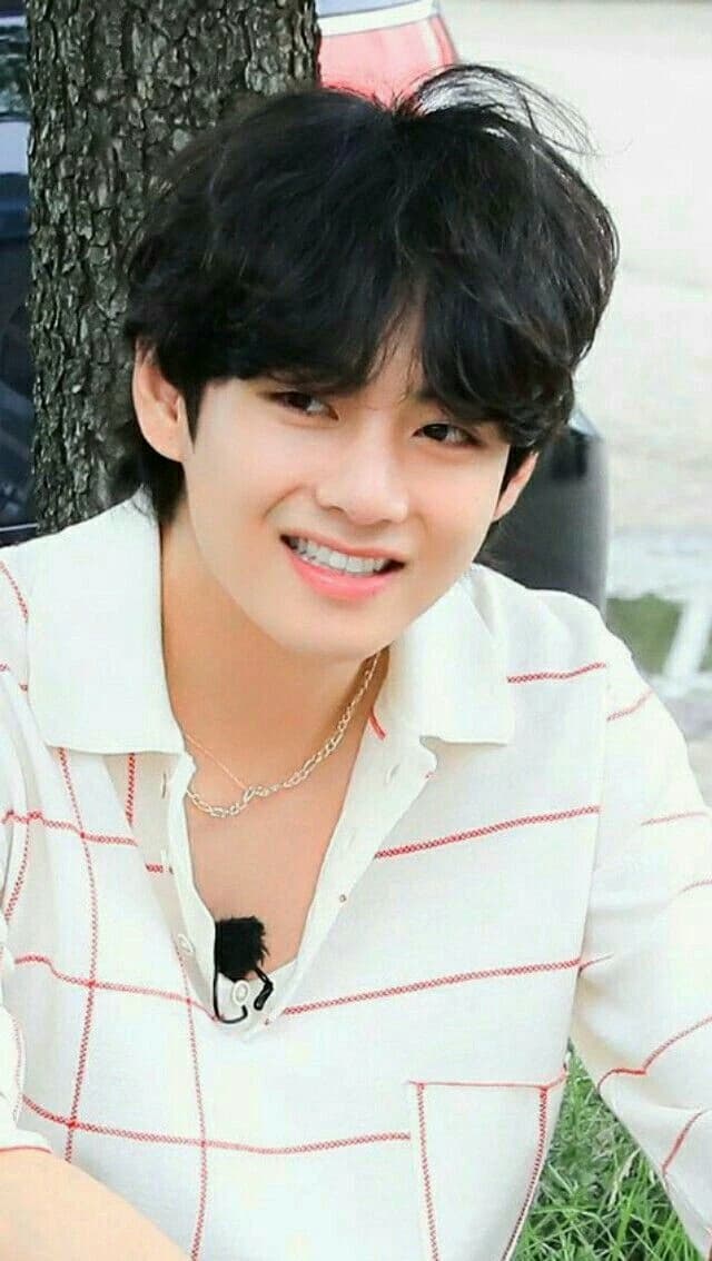 Kim Taehyung thumbnail
