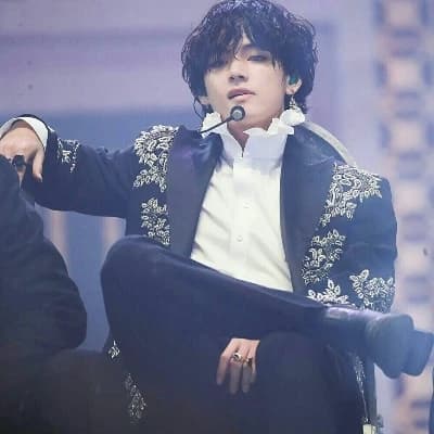 Kim Taehyung thumbnail