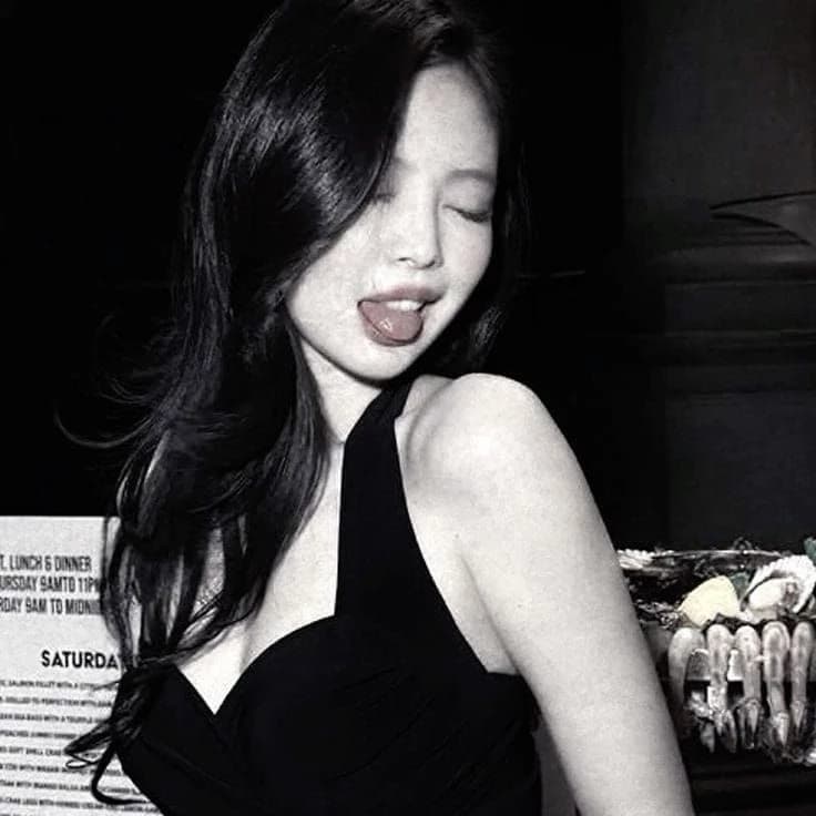 Jennie thumbnail