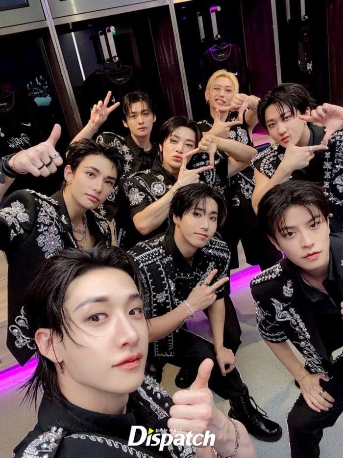 Straykids thumbnail