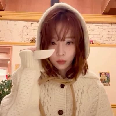 Kim Minjeong thumbnail