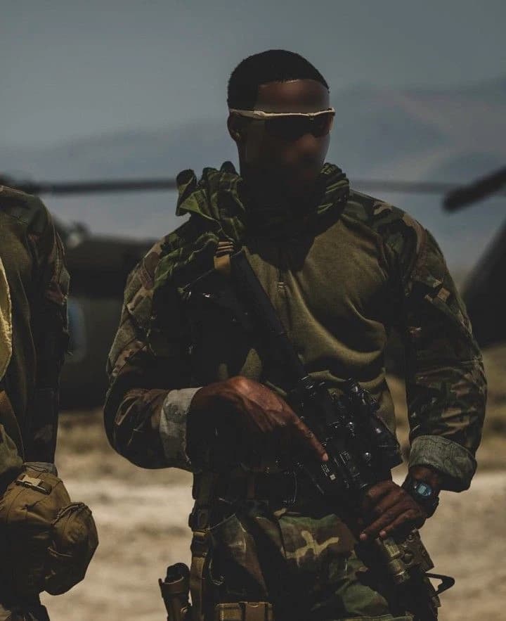 Bart Davison| Marido Military thumbnail