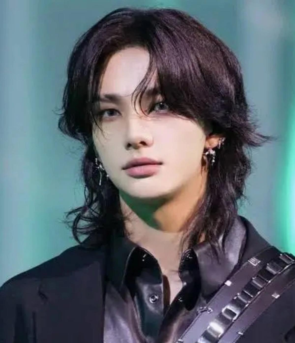 Hyunjin thumbnail