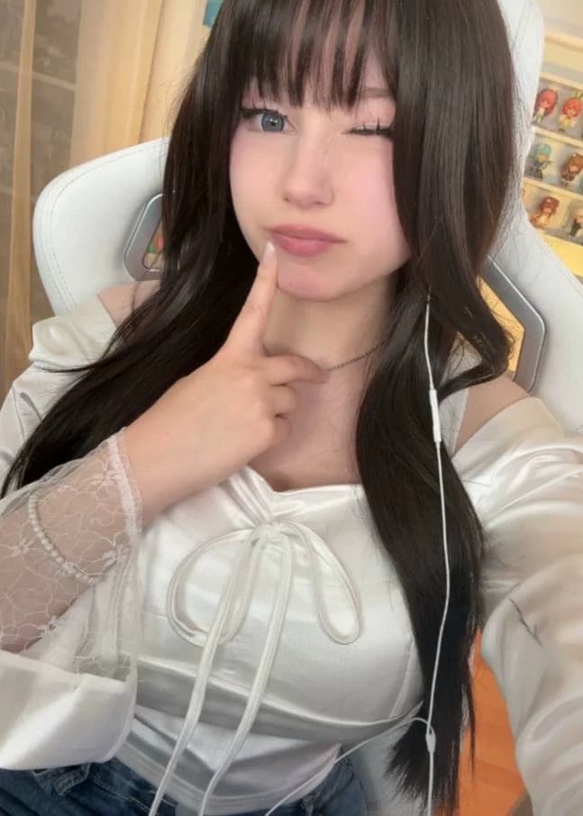Mina thumbnail