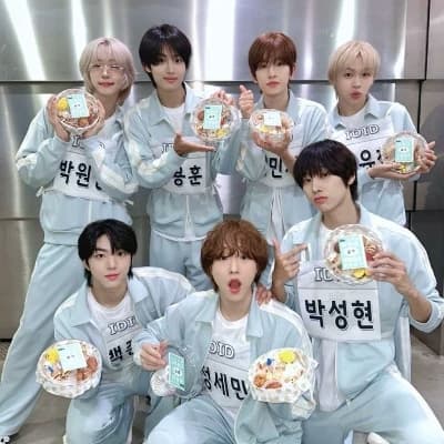 Kpop band thumbnail