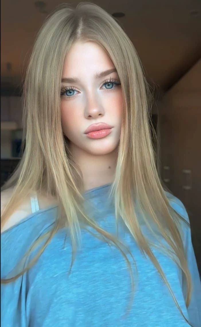 Parker Sabrina thumbnail