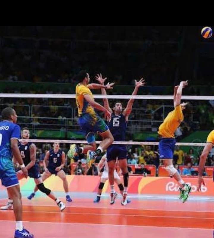 Carreira de Jogador(a) de Vôlei thumbnail