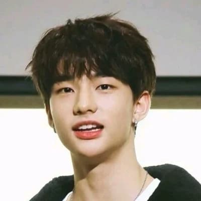 Hyunjin thumbnail