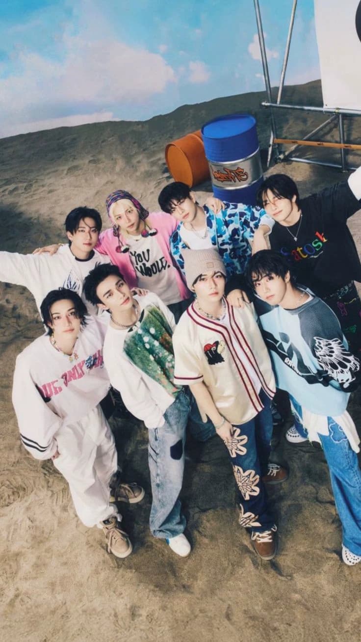 Stray kids☆☆ thumbnail