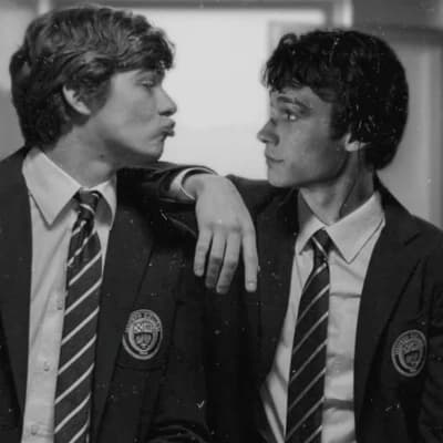 Theodore Nott and Mattheo Riddle thumbnail