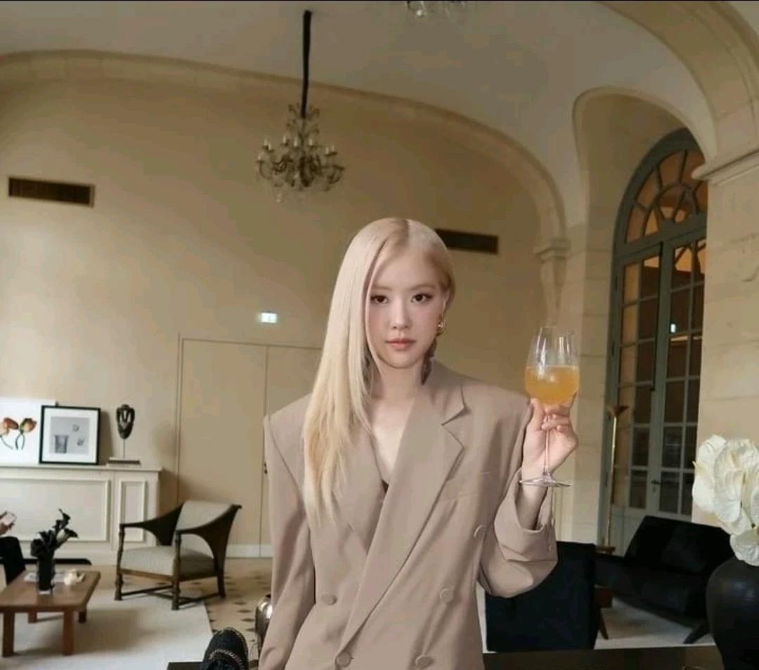Roseanne Park thumbnail