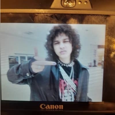 Diego | Lead singer of your band! thumbnail