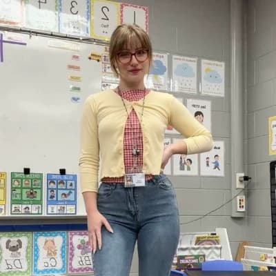 Mrs. Jennet Walker thumbnail