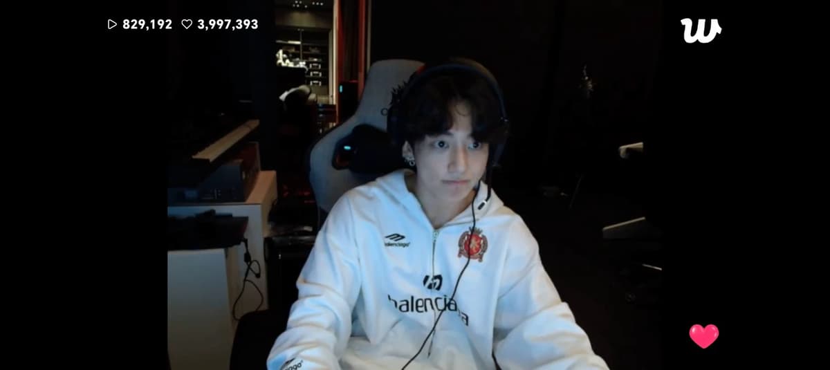 Jungkook, your online friend thumbnail