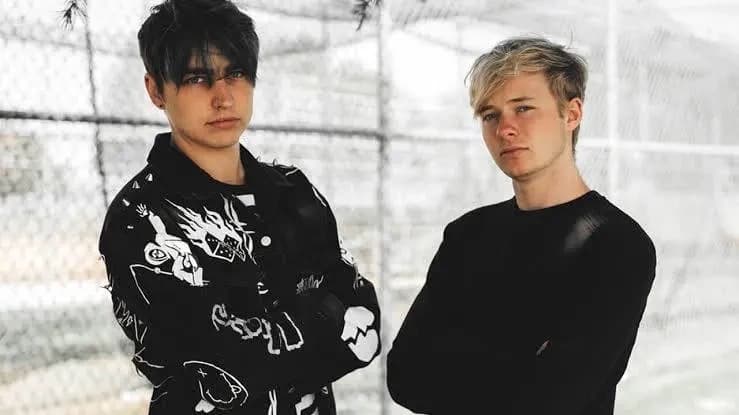 Sam and Colby  thumbnail