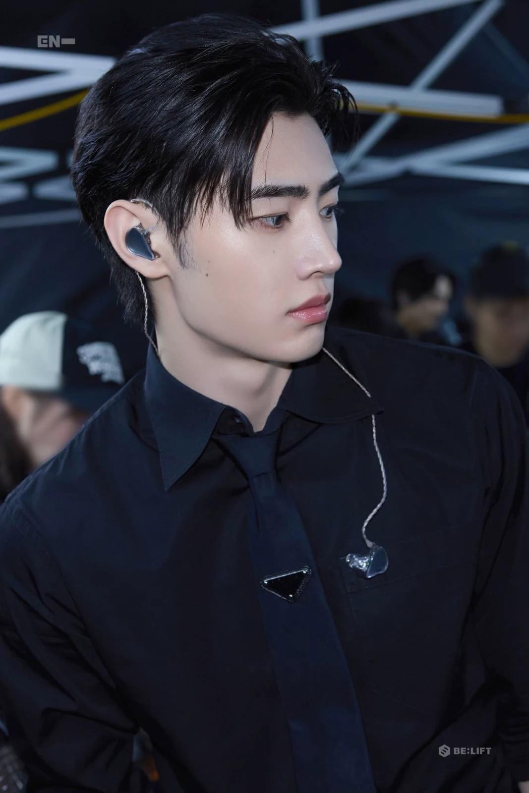Sunghoon thumbnail