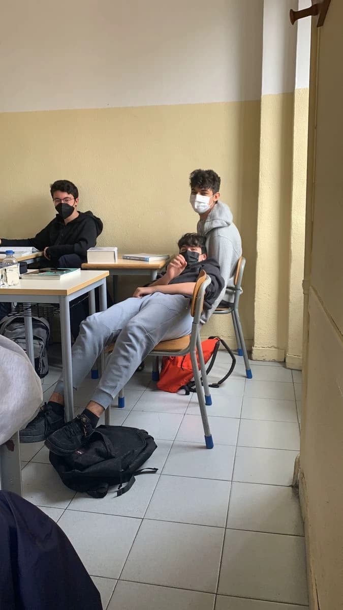 Virus at school thumbnail