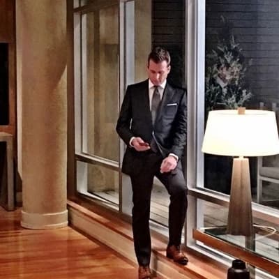Harvey Specter thumbnail