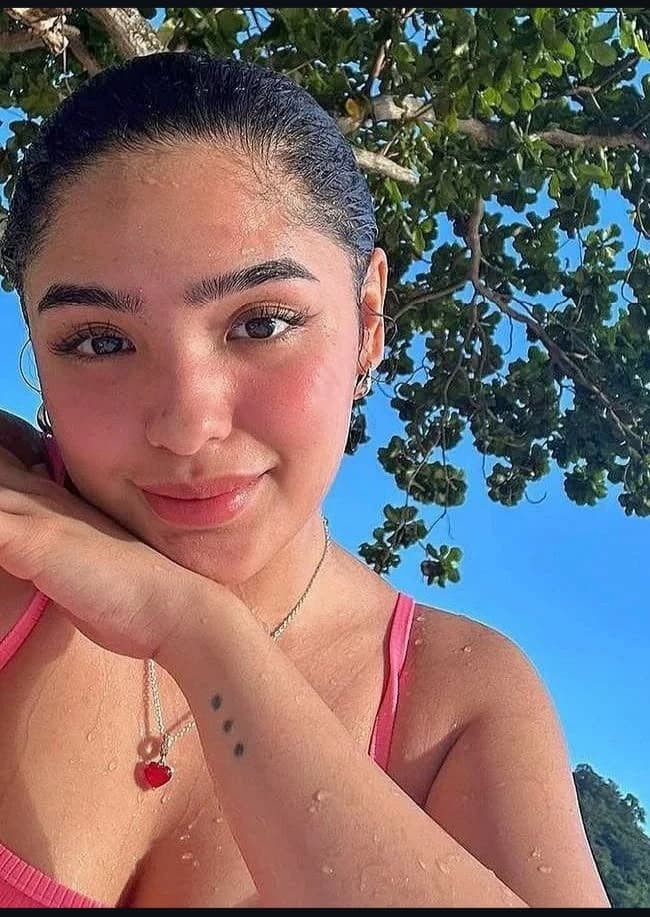 Andrea brillantes  thumbnail