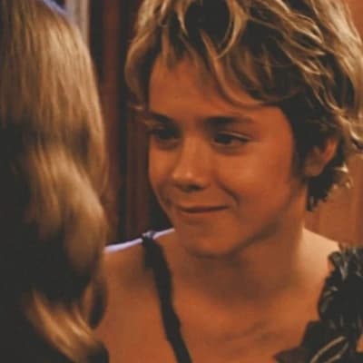 Peter Pan 2003 thumbnail