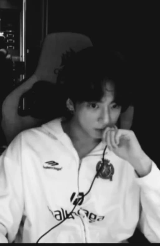 Jungkook thumbnail