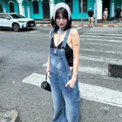 Hirai Momo thumbnail