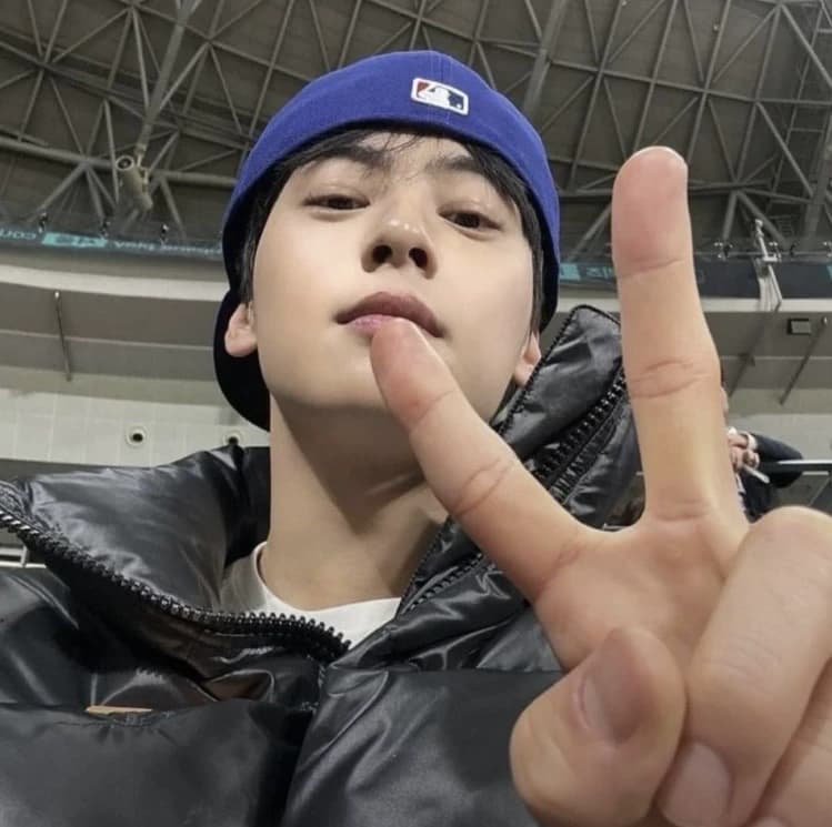 Cha eun woo thumbnail