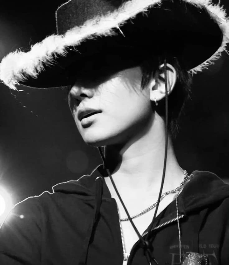 Lee Heeseung thumbnail