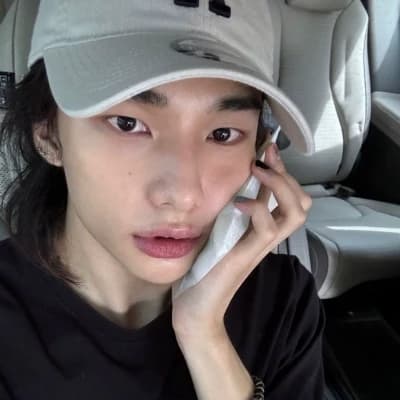 Hwang Hyunjin (sad singer)  thumbnail