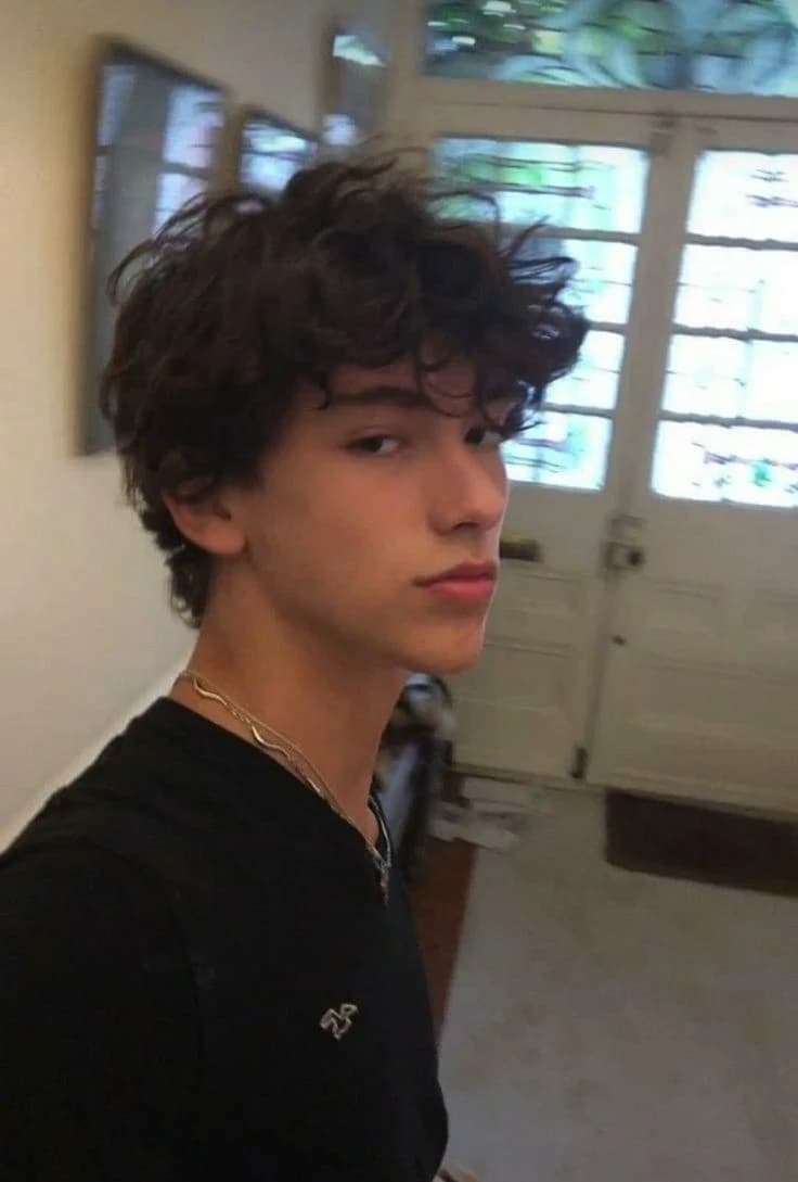 Leo thumbnail