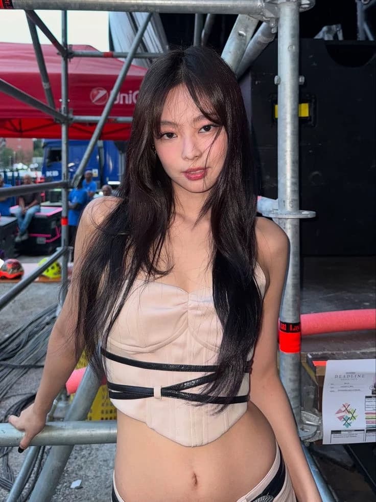 Kim Jennie thumbnail