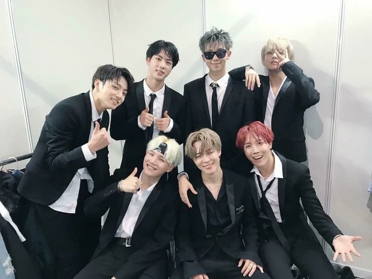 Awards and looks...BTS thumbnail