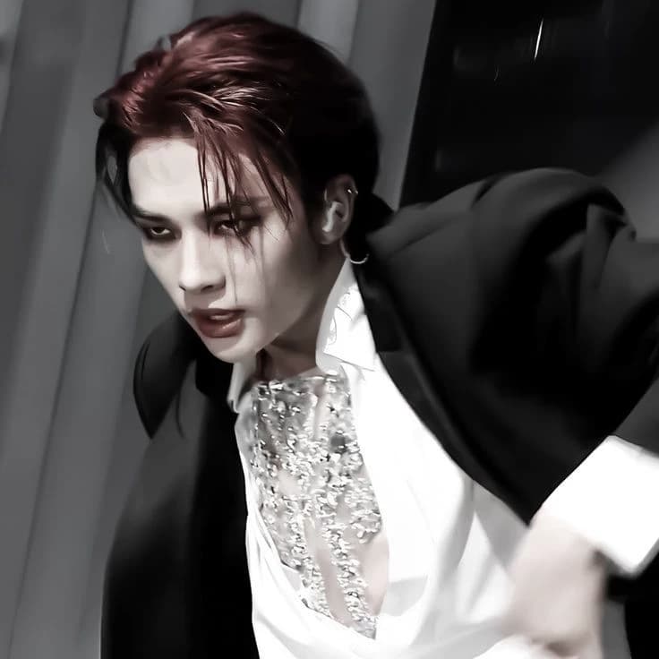 Hyunjin thumbnail