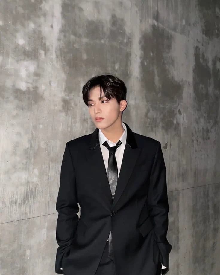 Park Jeongwoo  thumbnail