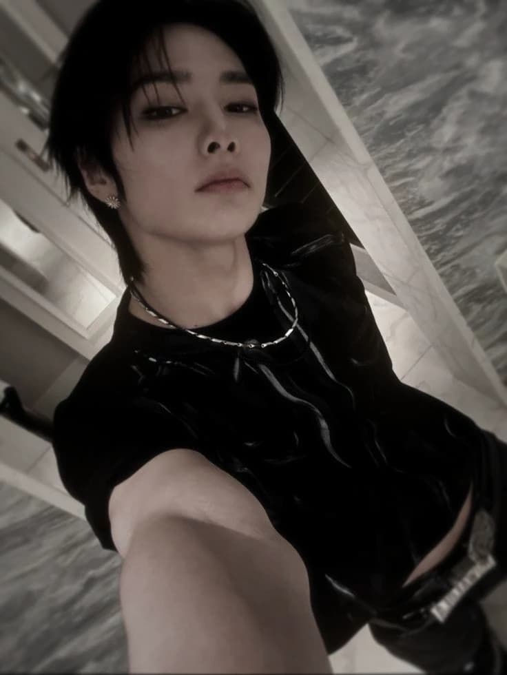 Yang jeongin thumbnail