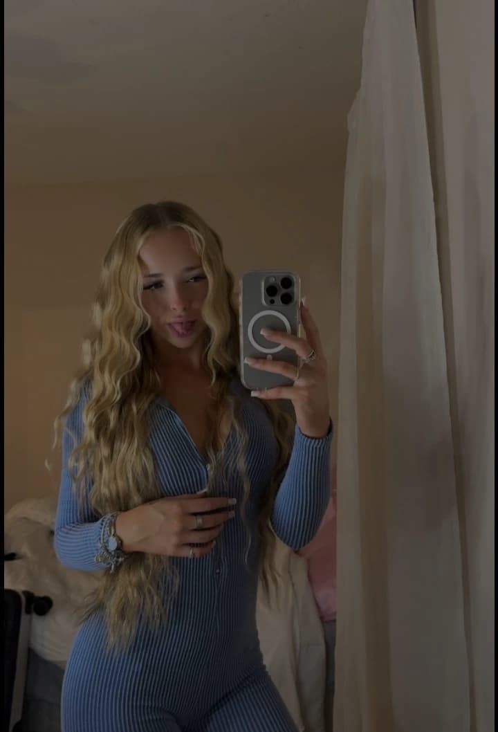 Julia thumbnail