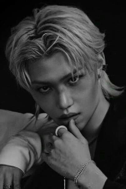 Lee felix thumbnail