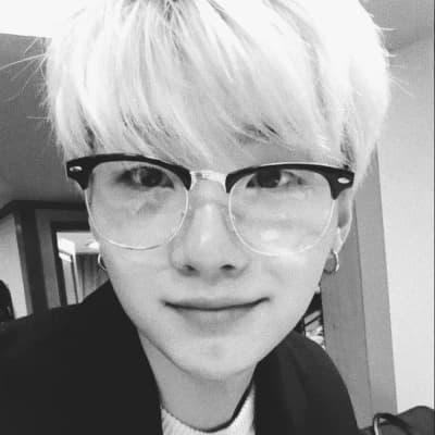 Min Yoongi.. thumbnail