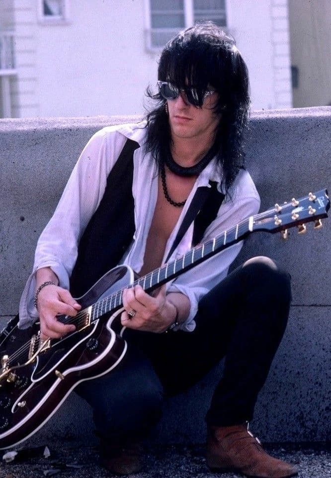 Izzy Stradlin thumbnail
