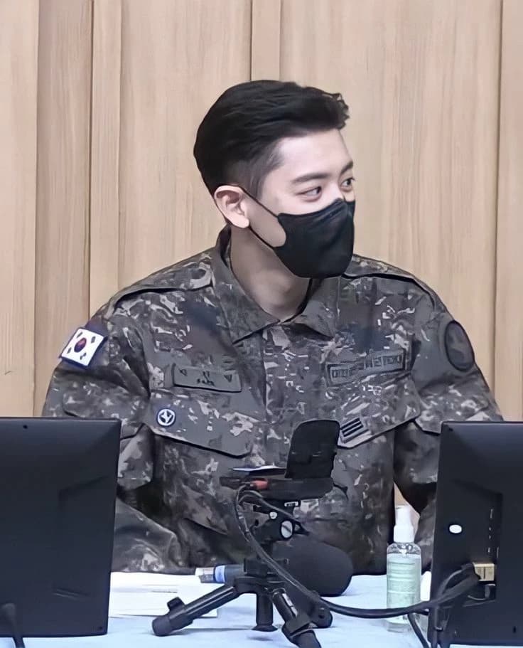 Chanyeol park thumbnail
