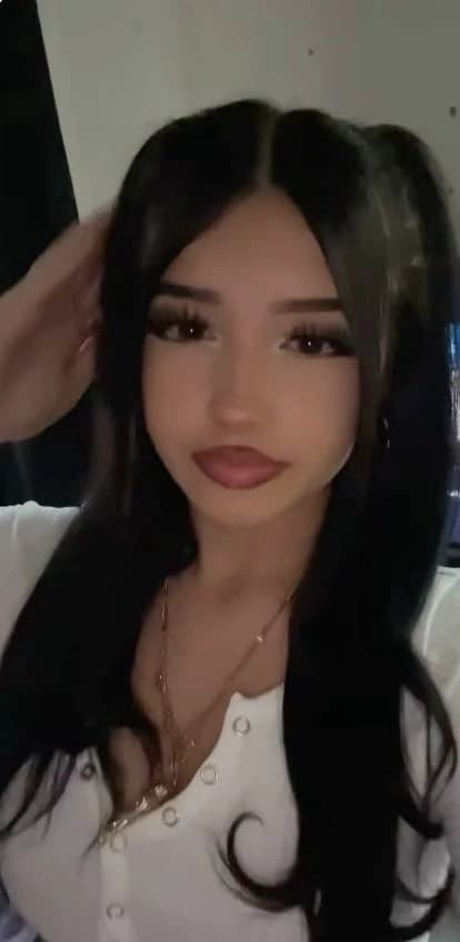 😶‍🌫️🖤Your girlfriend Emma😶‍🌫️🖤 thumbnail
