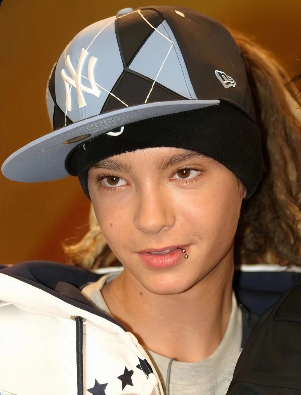 Tom Kaulitz thumbnail