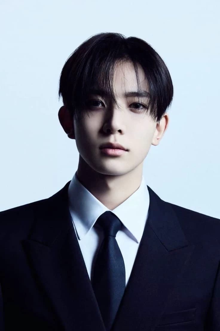 Lee heeseung thumbnail