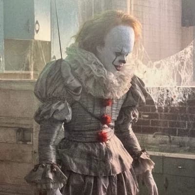 Bill Skarsgard\Pennywise thumbnail