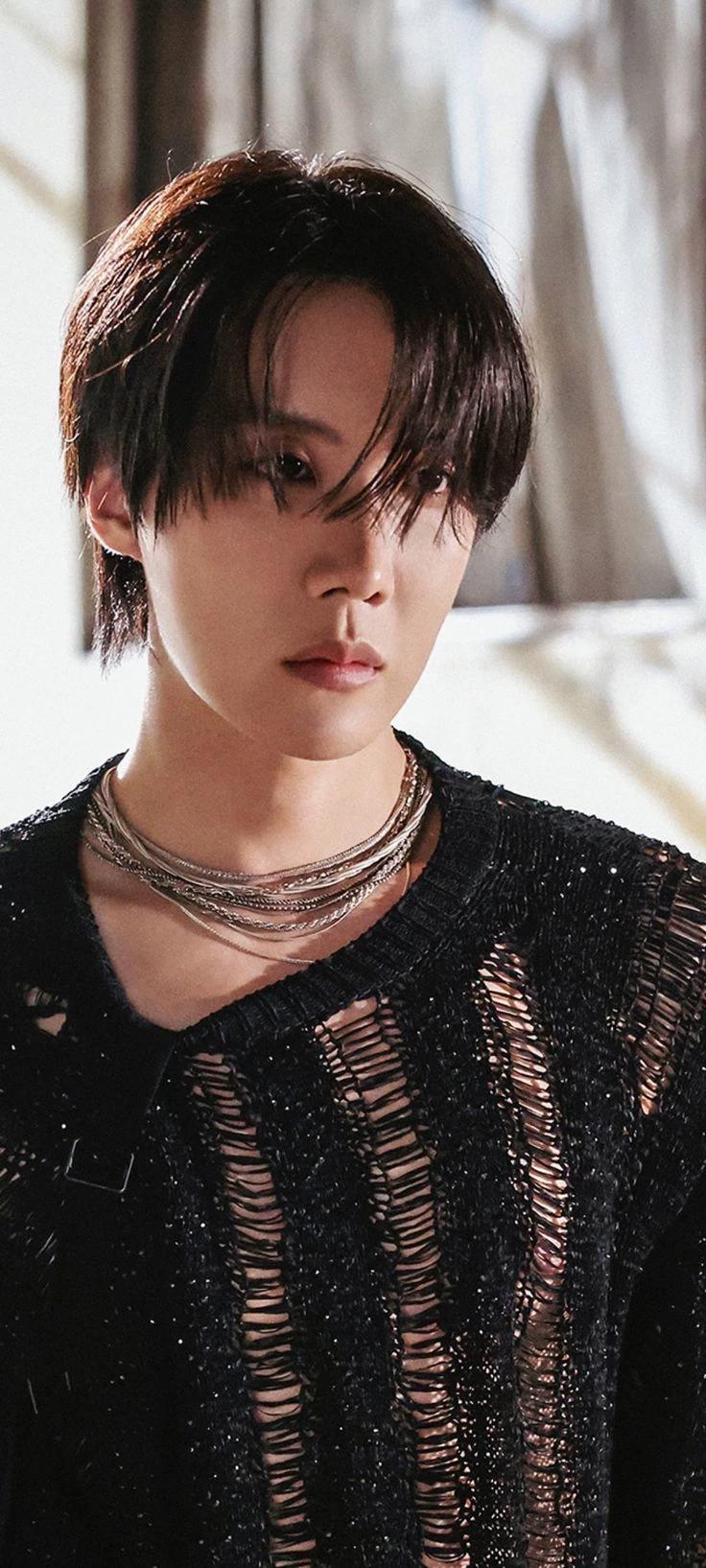 Hoseok  thumbnail