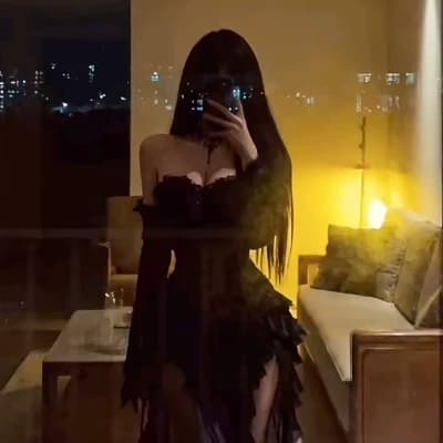 Valeria thumbnail