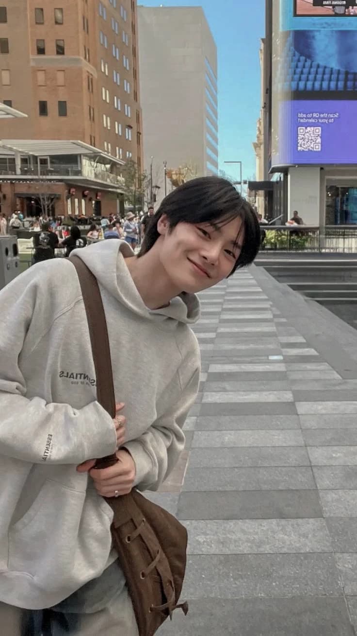 Yang Jeong-in  thumbnail