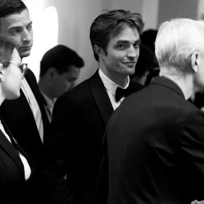 Robert Pattinson thumbnail