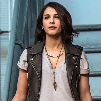 Naomi Scott (Power Ranger) thumbnail