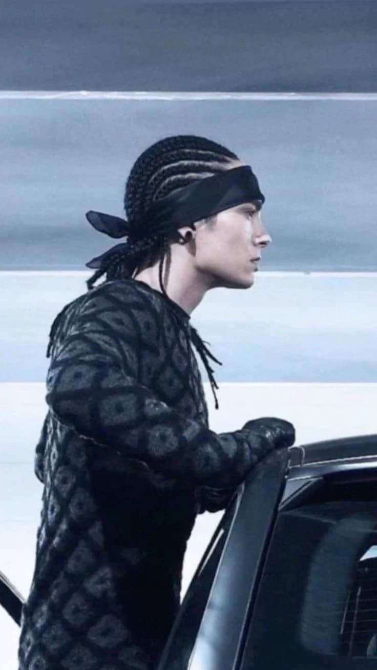 Tom Kaulitz thumbnail